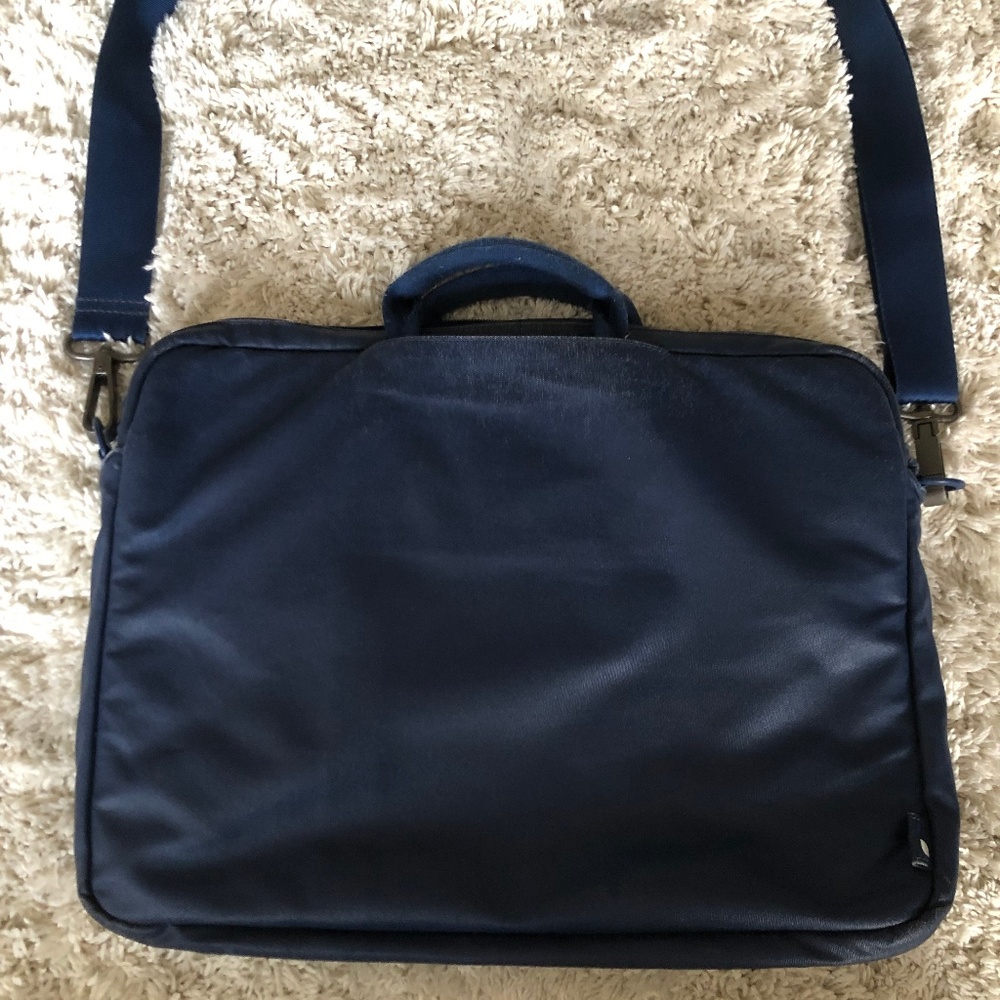 Incase laptop bag